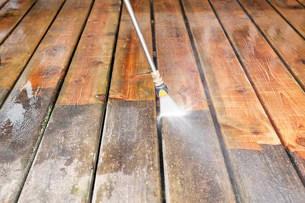 Best Pool Deck Cleaning  in Bear Valley Springs, CA
